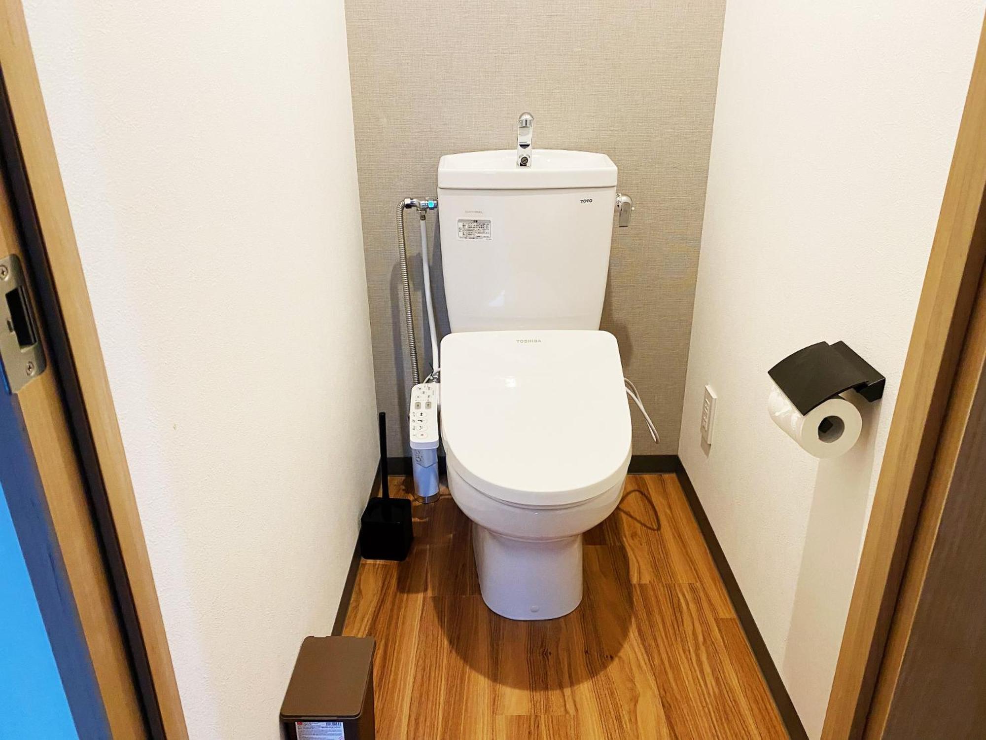 Q Fox Gmg Hotel Kucsan Kültér fotó